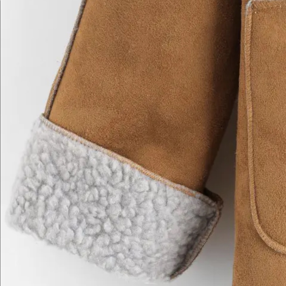 Shearling - Cuffed Sleeves Hooded Coat - Picture 5 of 10